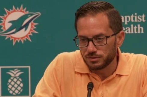 Mike McDaniel Height: How Tall is the Dolphins Coach